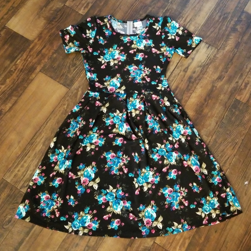 LLR Amelia size M
